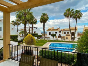Great Relax by the Pool, Quesada